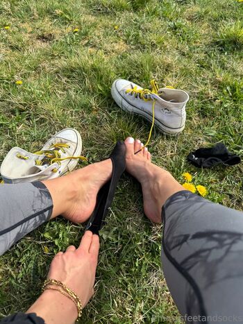 Leaked Emmysfeetandsocks page private photo viral onlyfans