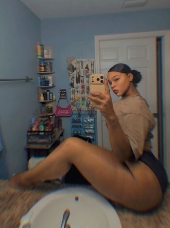 Leaked Erii joy private photo viral onlyfans