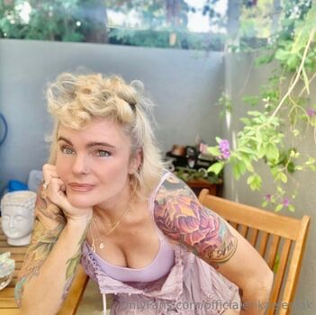 Leaked Erika eleniak private photo viral onlyfans