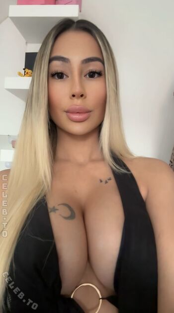Leaked Esleem private photo viral onlyfans