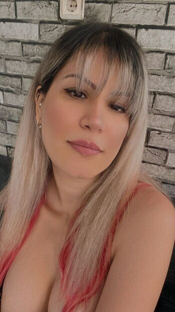 Leaked Esraizmie private photo viral onlyfans