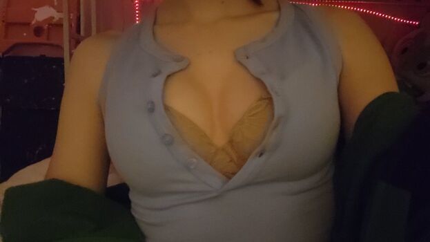 estelle_desires