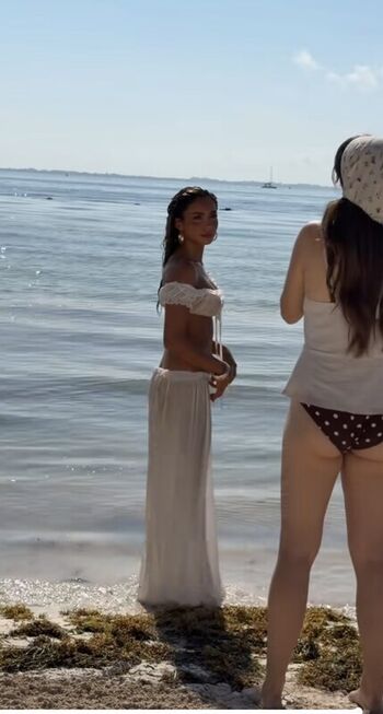Leaked Estelle lebourgeois private photo viral onlyfans