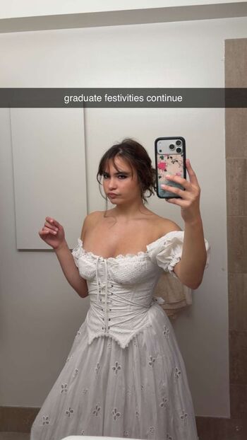 Leaked Ester dobrik page private photo viral onlyfans