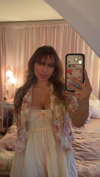 Leaked Ester dobrik page private photo viral onlyfans