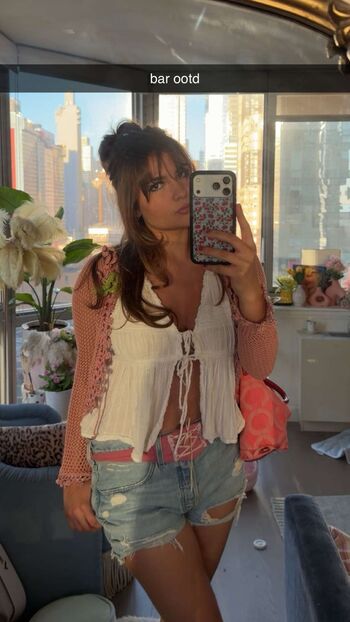 Leaked Ester dobrik private photo viral onlyfans
