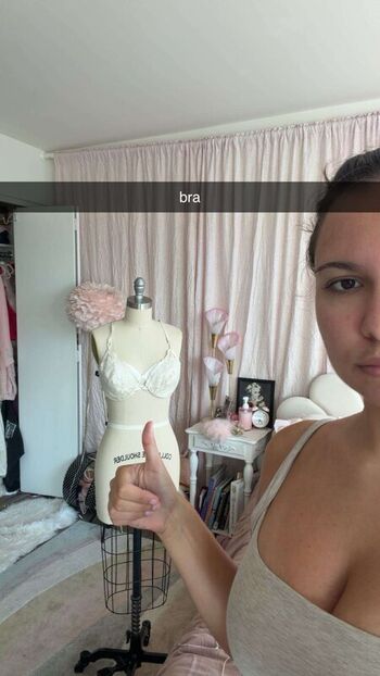 Ester Dobrik