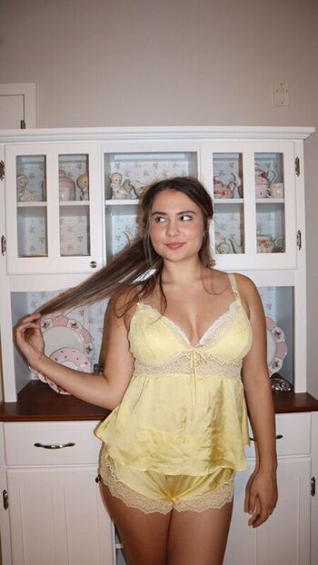 Leaked Ester dobrik page private photo viral onlyfans