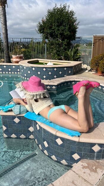 Leaked Ester dobrik private photo viral onlyfans