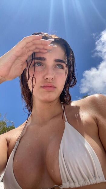 Leaked Ester mengs private photo viral onlyfans