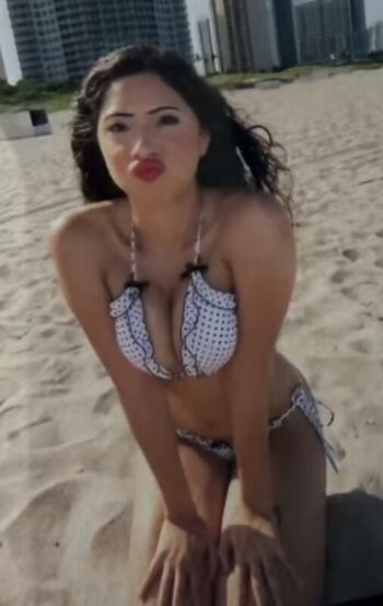 Estrella Stefanie Martinez