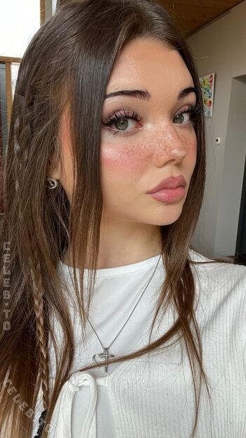 Leaked Etiennee lng private photo viral onlyfans