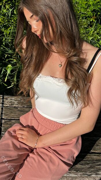Leaked Etiennee lng private photo viral onlyfans