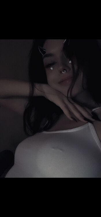 Eva_benz_free