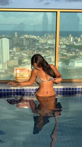 Evelly Alves