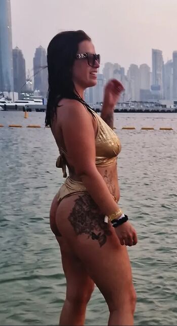 Leaked Exhib couple private photo viral onlyfans