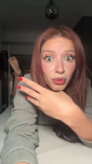 Leaked Extraemilyy private photo viral onlyfans