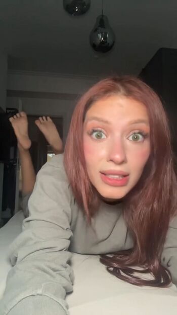 Leaked Extraemilyy private photo viral onlyfans