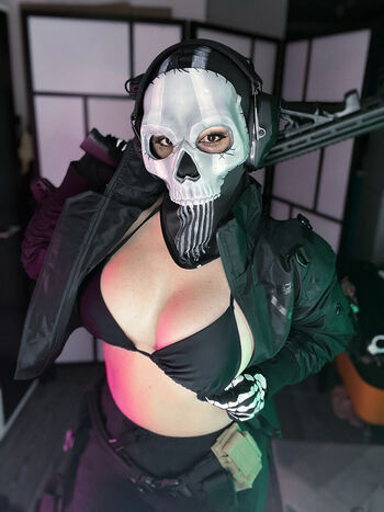Leaked Ezy summers cosplay page private photo viral onlyfans