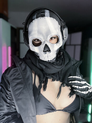 Leaked Ezy summers cosplay page private photo viral onlyfans