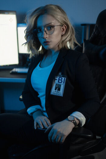 Ezy Summers Cosplay