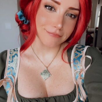 Leaked Ezy summers cosplay page private photo viral onlyfans