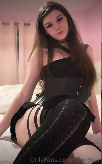 Leaked Fnnter  page private photo viral onlyfans