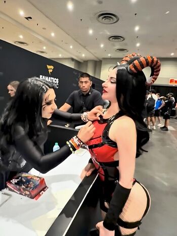 fabibiworldcosplay