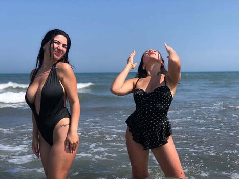 Leaked Fainazuckerman private photo viral onlyfans