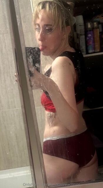 Leaked Fandomreactions private photo viral onlyfans