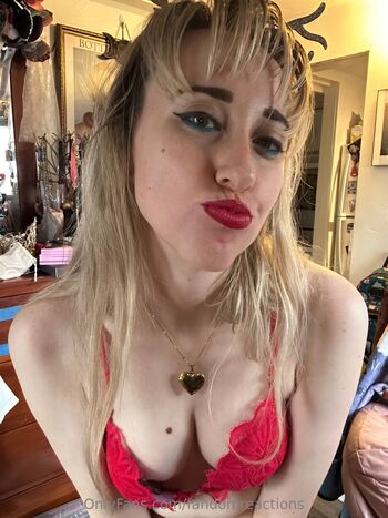 Leaked Fandomreactions private photo viral onlyfans