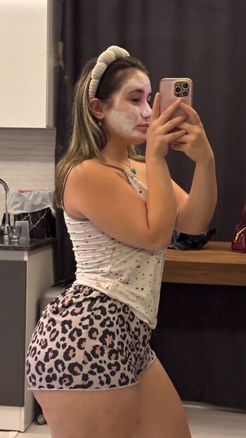 Leaked Fatmaakonca private photo viral onlyfans