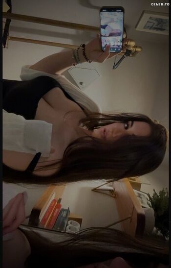 Leaked Faye sxh  page private photo viral onlyfans