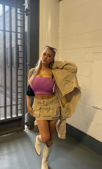 Leaked Fayehanson page private photo viral onlyfans