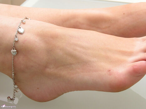 Leaked Greek girls/ private photo viral onlyfans