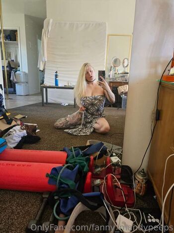 Leaked Fefeesfannypeeps private photo viral onlyfans