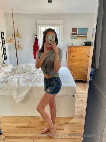 felicialovesponch