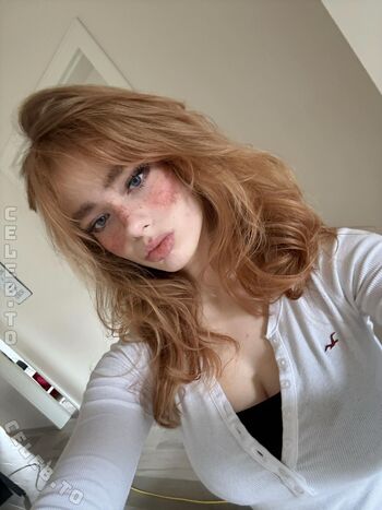 Leaked Felinenyaa private photo viral onlyfans