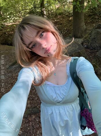 Leaked Felinenyaa private photo viral onlyfans