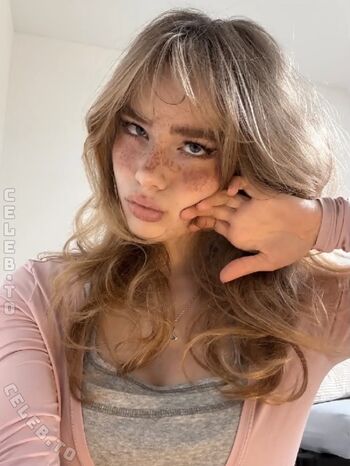 Leaked Felinenyaa private photo viral onlyfans