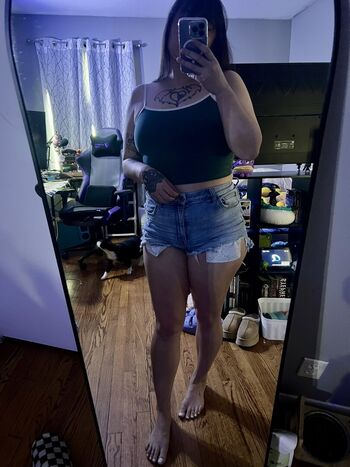 Leaked Ffsroxanne private photo viral onlyfans