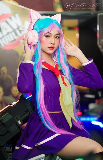 Filipina Cosplayers
