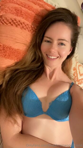 Leaked Findaliceinwonderland  page private photo viral onlyfans