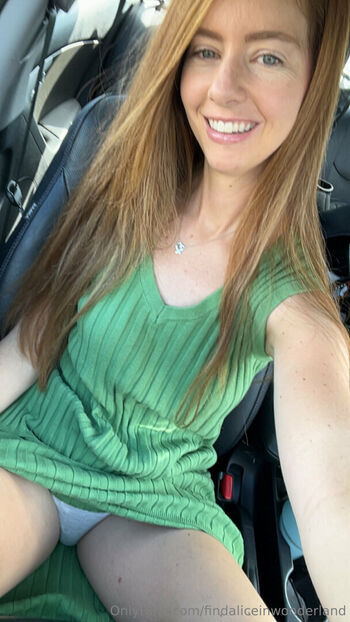 Leaked Findaliceinwonderland  page private photo viral onlyfans