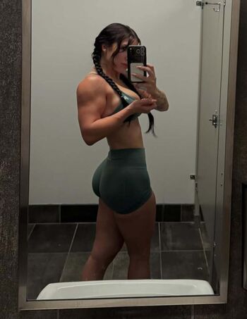 Fiona Mae