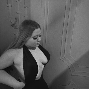 Leaked Fiona rexxhepi private photo viral onlyfans