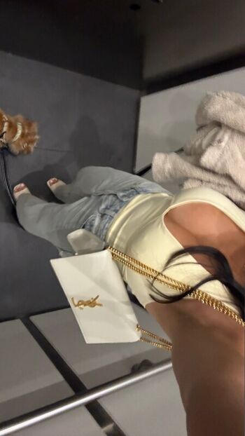 Leaked Fionaleona private photo viral onlyfans