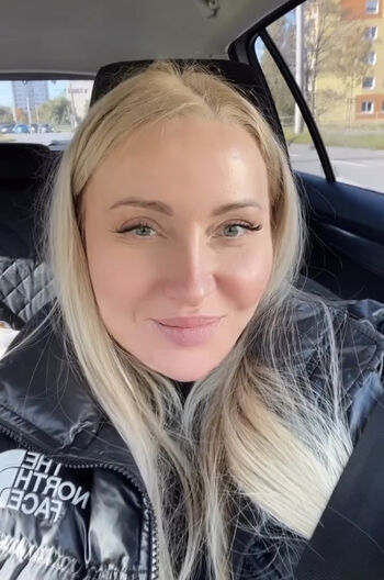 Leaked Fitcurvyanna private photo viral onlyfans