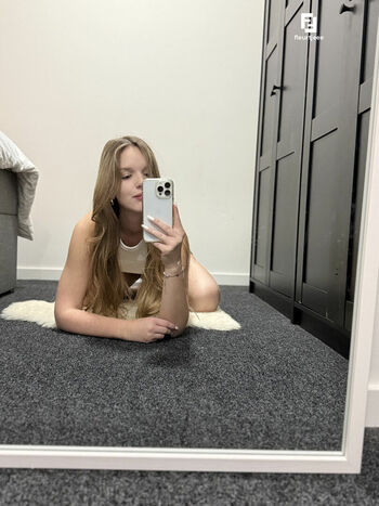 Fleurtjeee