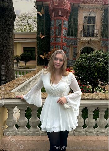 Leaked Flirtysophiaa private photo viral onlyfans